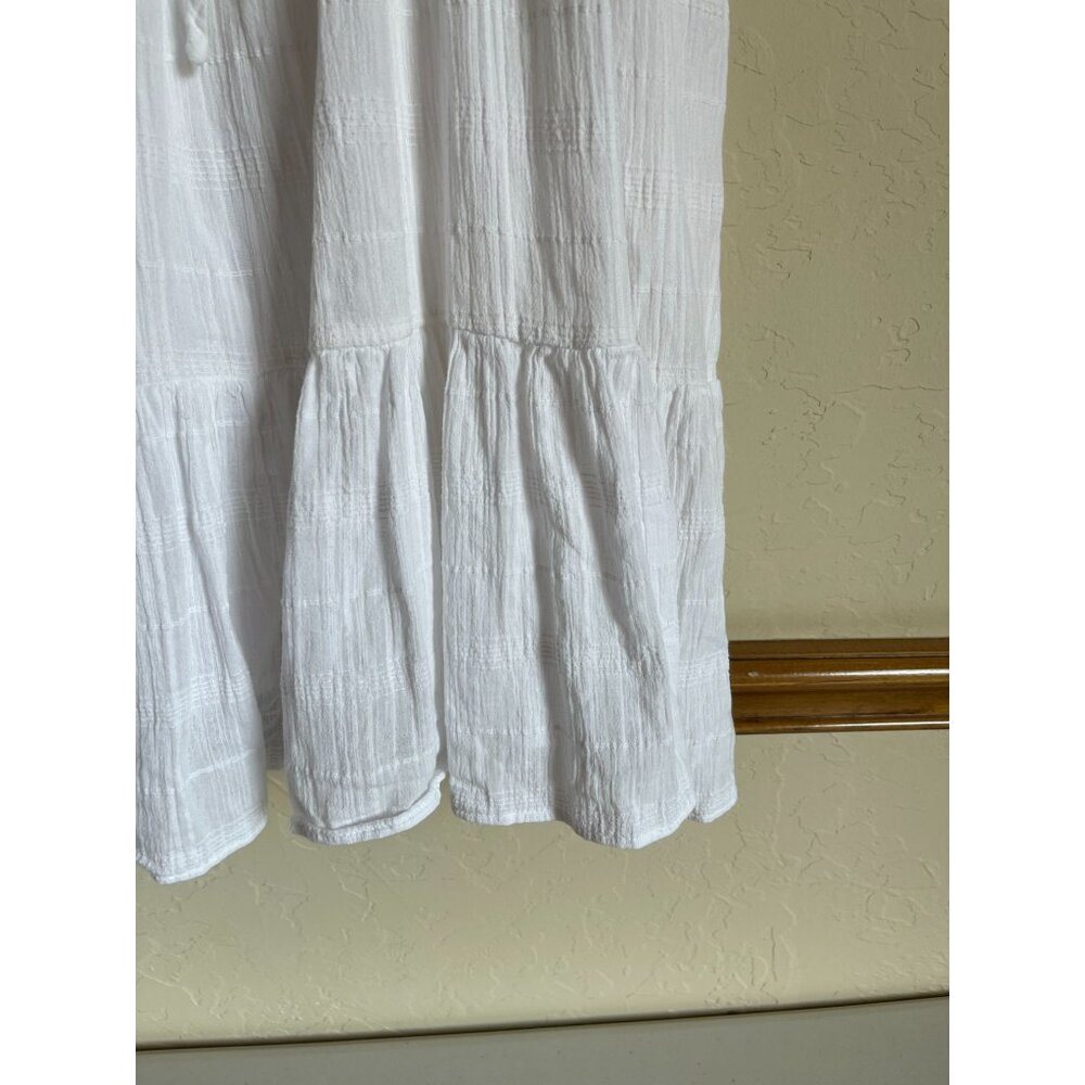 Elegant White Puff Sleeve Dress - Picture 8 of 10